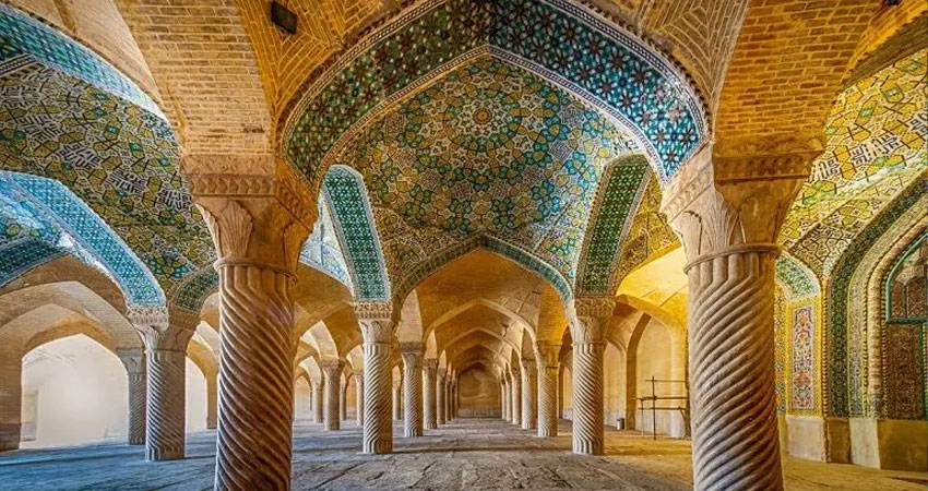 شبستان چیست